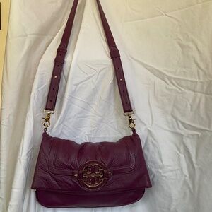 Tory Burch Amanda Foldover Crossbody Purse Pebbled Tumbled Purple Leather